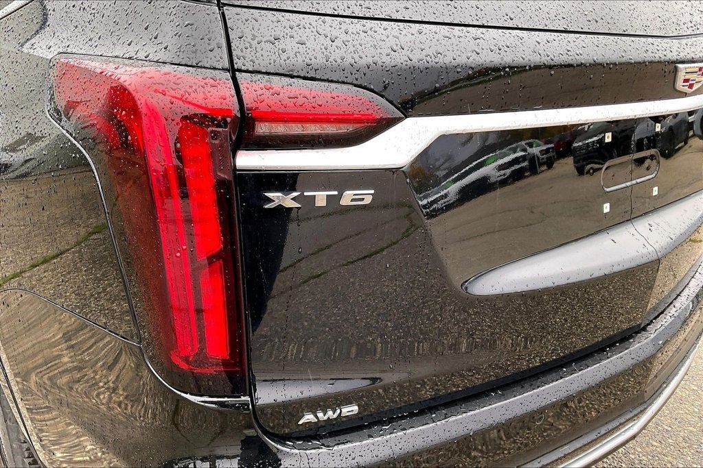 2024 Cadillac XT6 Luxury