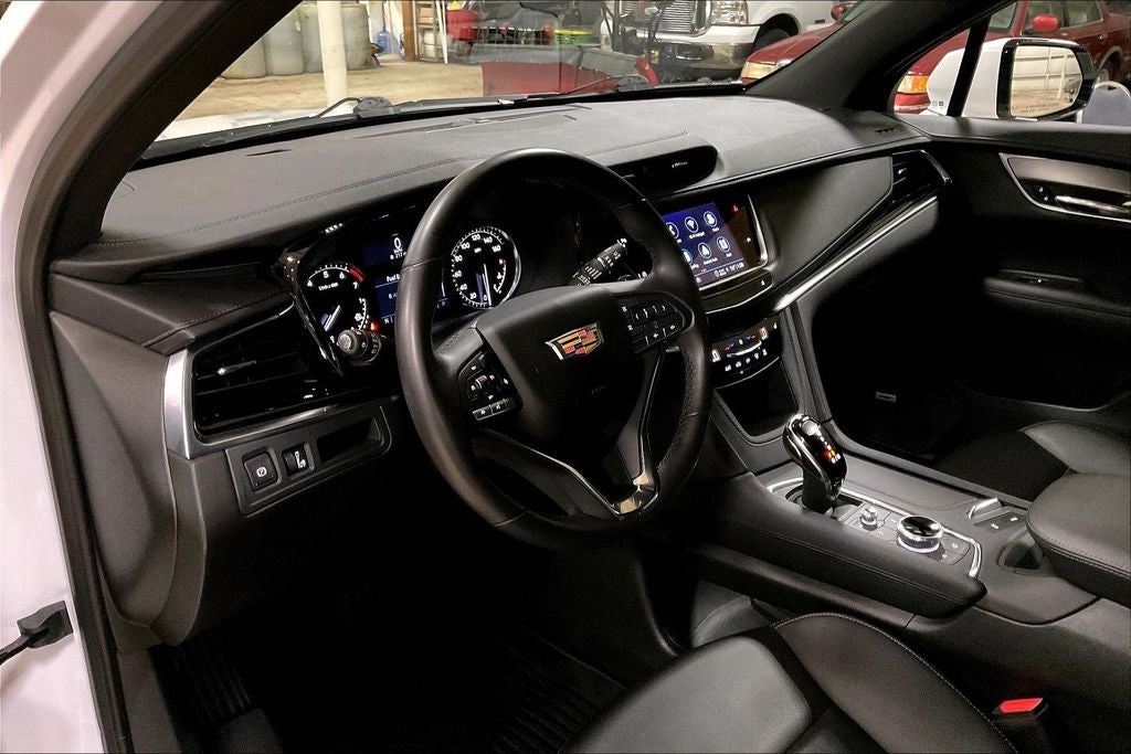 2024 Cadillac XT6 Luxury