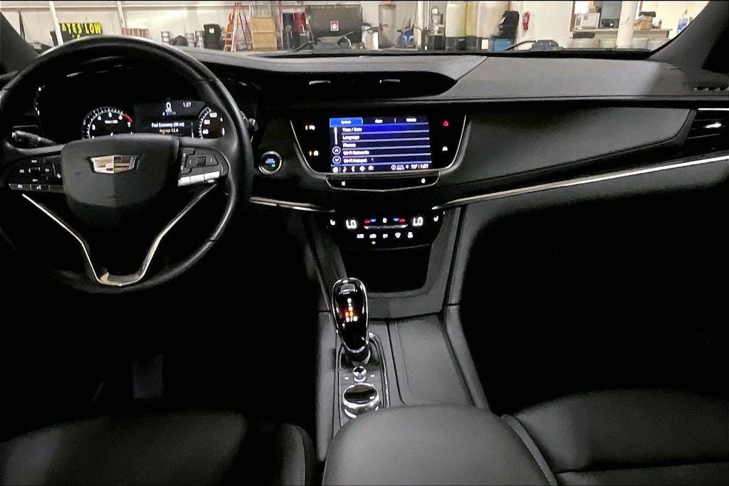 2024 Cadillac XT6 Luxury