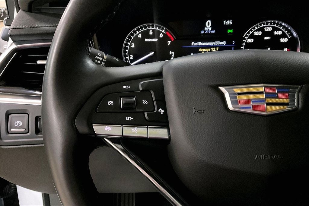 2024 Cadillac XT6 Luxury