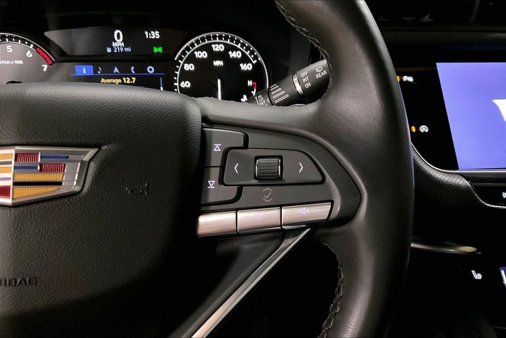 2024 Cadillac XT6 Luxury