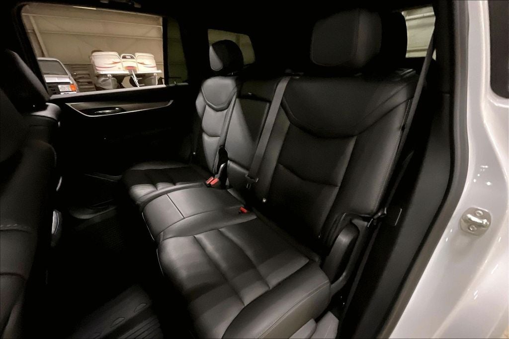 2024 Cadillac XT6 Luxury