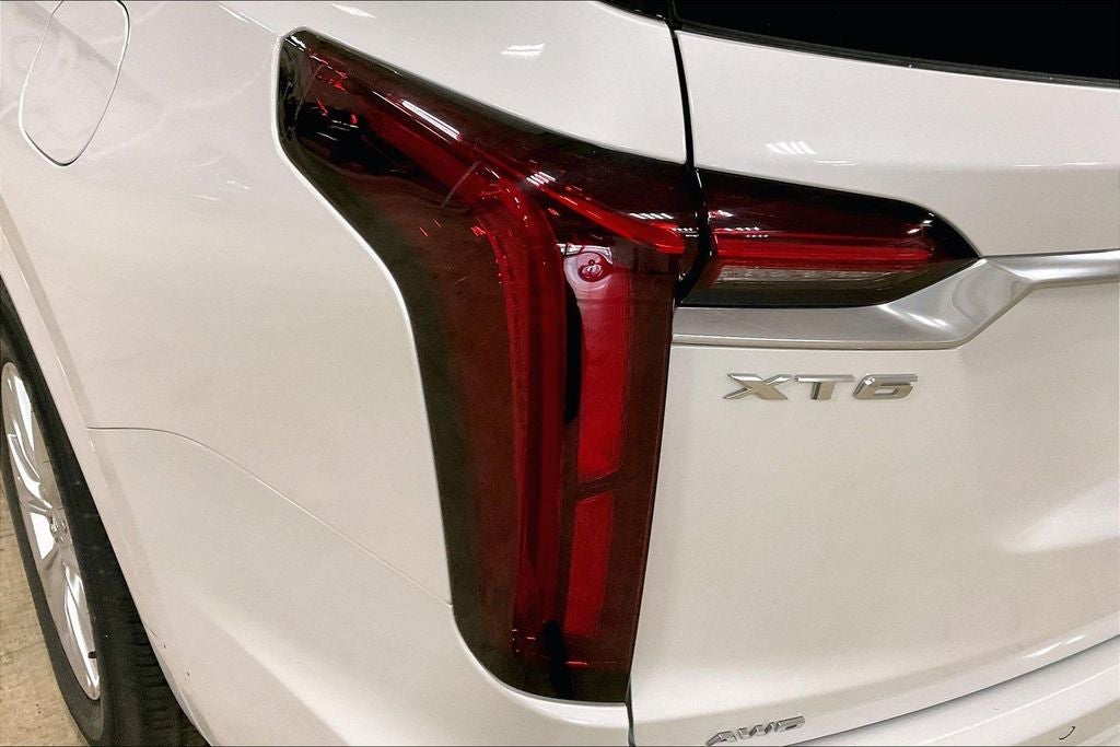 2024 Cadillac XT6 Luxury