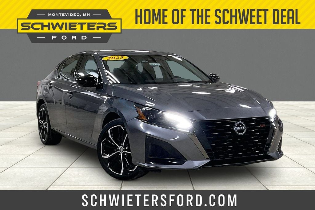 2025 Nissan Altima 2.5 SR