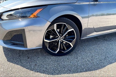 2025 Nissan Altima 2.5 SR