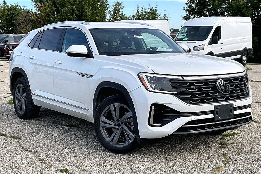 2024 Volkswagen Atlas Cross Sport 2.0T SEL R-Line