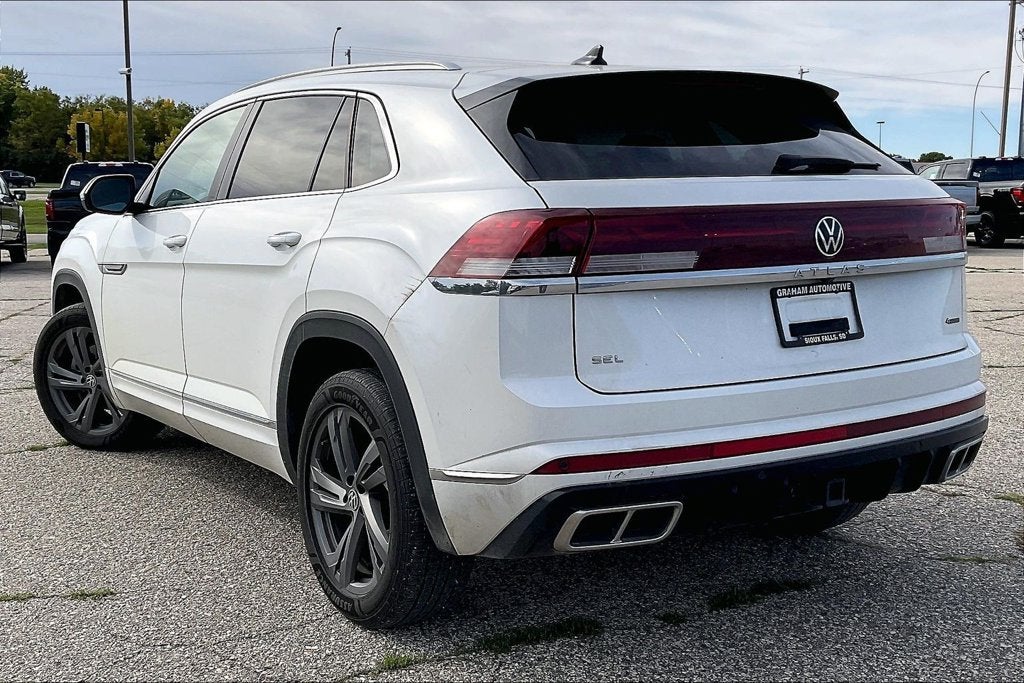 2024 Volkswagen Atlas Cross Sport 2.0T SEL R-Line