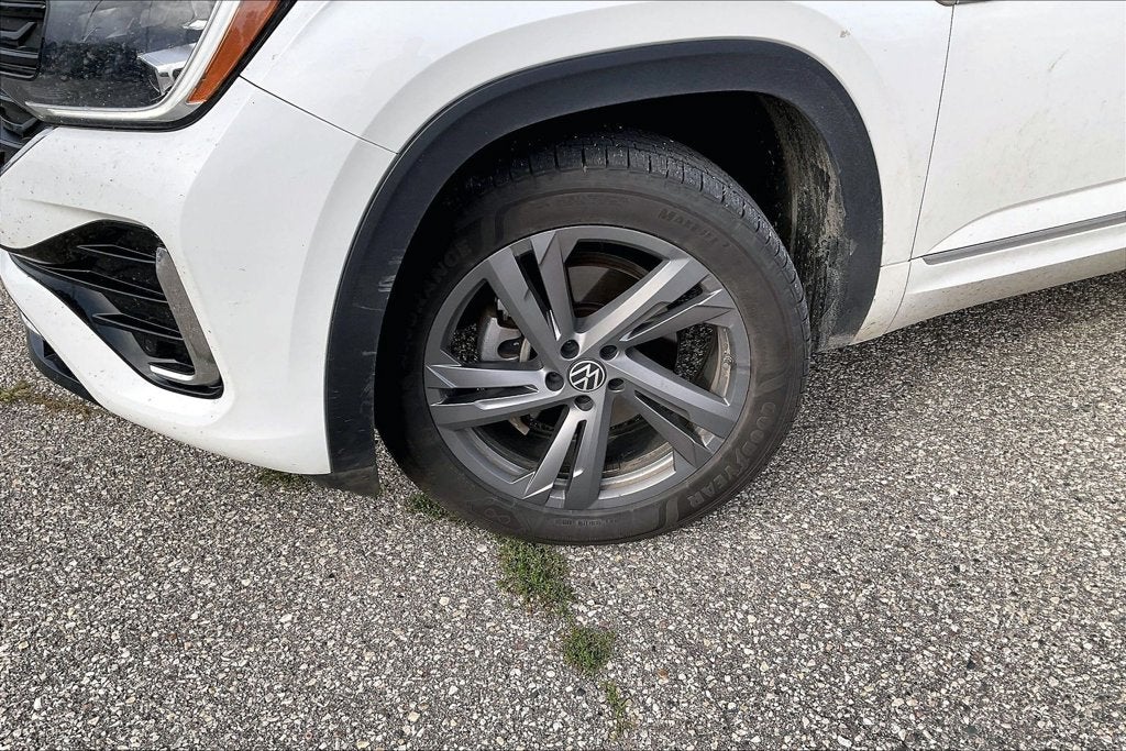 2024 Volkswagen Atlas Cross Sport 2.0T SEL R-Line
