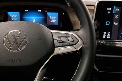 2025 Volkswagen Atlas 2.0T SE w/Technology