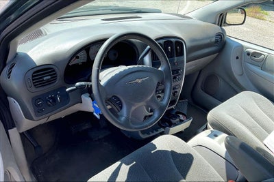 2005 Chrysler Town & Country Touring