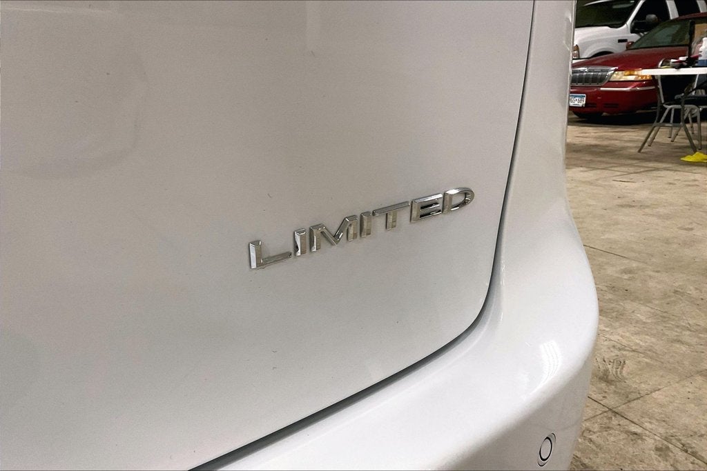 2026 Chrysler Pacifica Limited