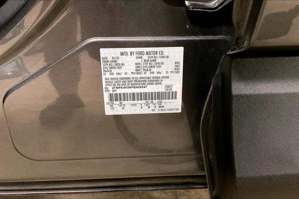 2023 Ford Edge Titanium