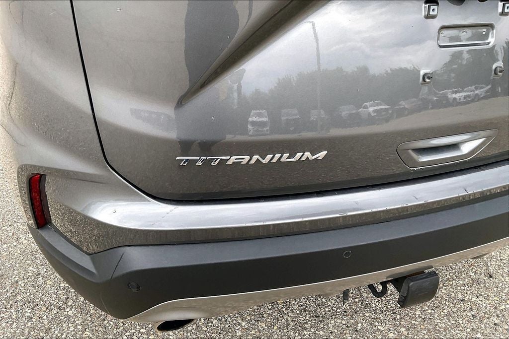 2023 Ford Edge Titanium