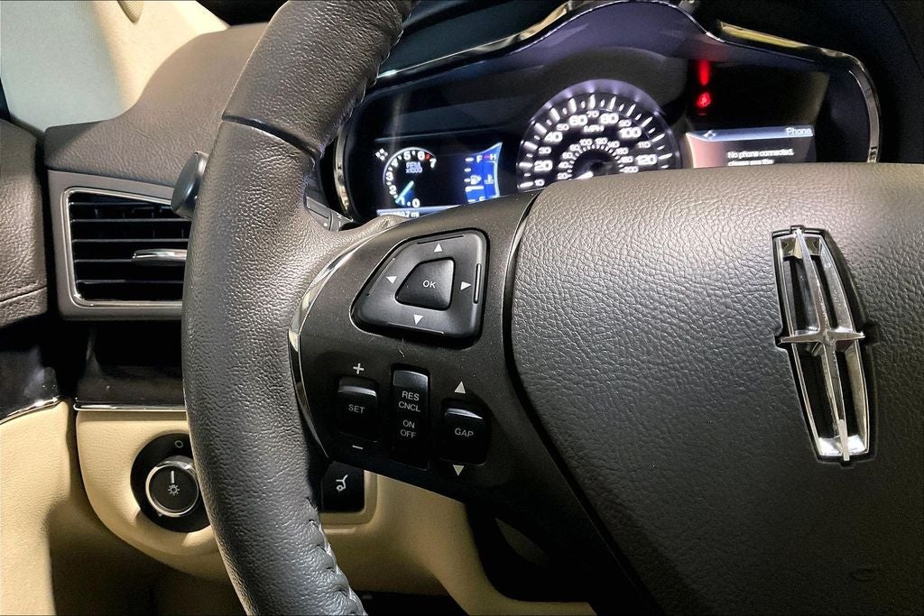 2019 Lincoln MKT Standard