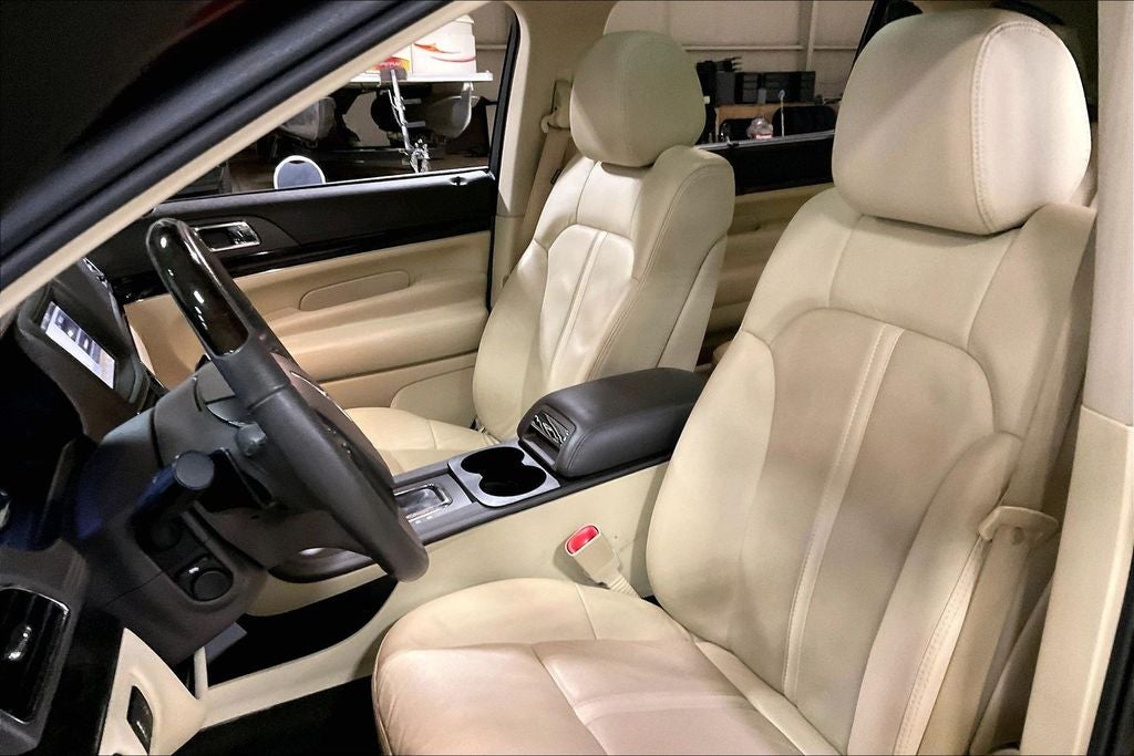 2019 Lincoln MKT Standard