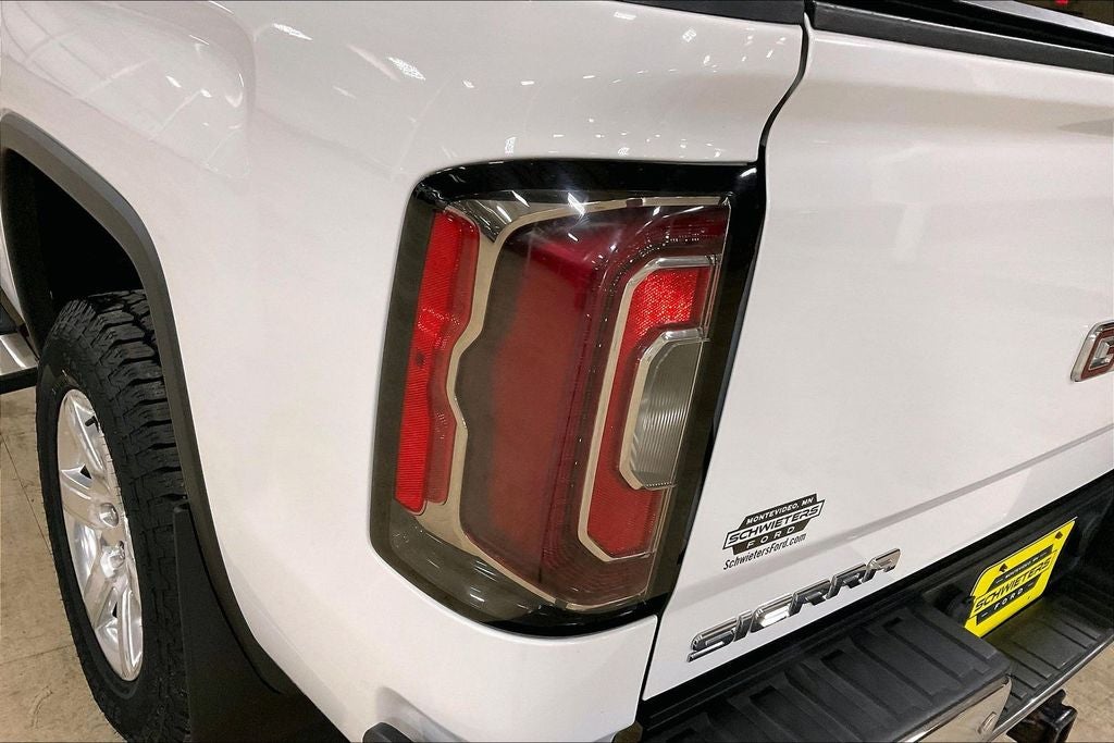 2017 GMC Sierra 1500 SLT