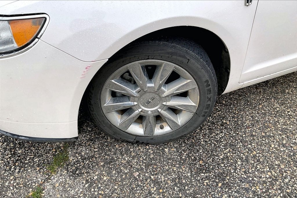 2012 Lincoln MKZ Base