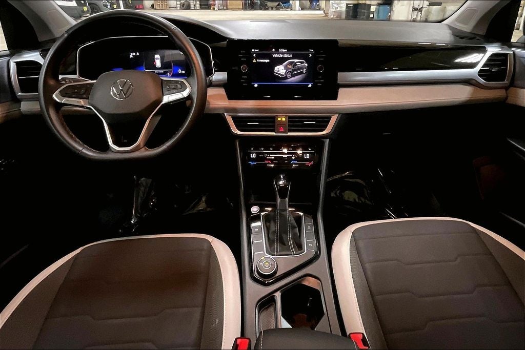 2025 Volkswagen Taos 1.5T SE