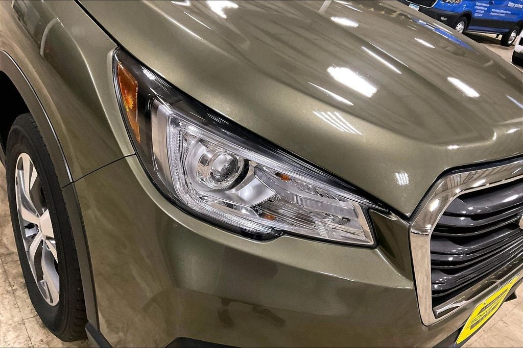 2022 Subaru Ascent Premium