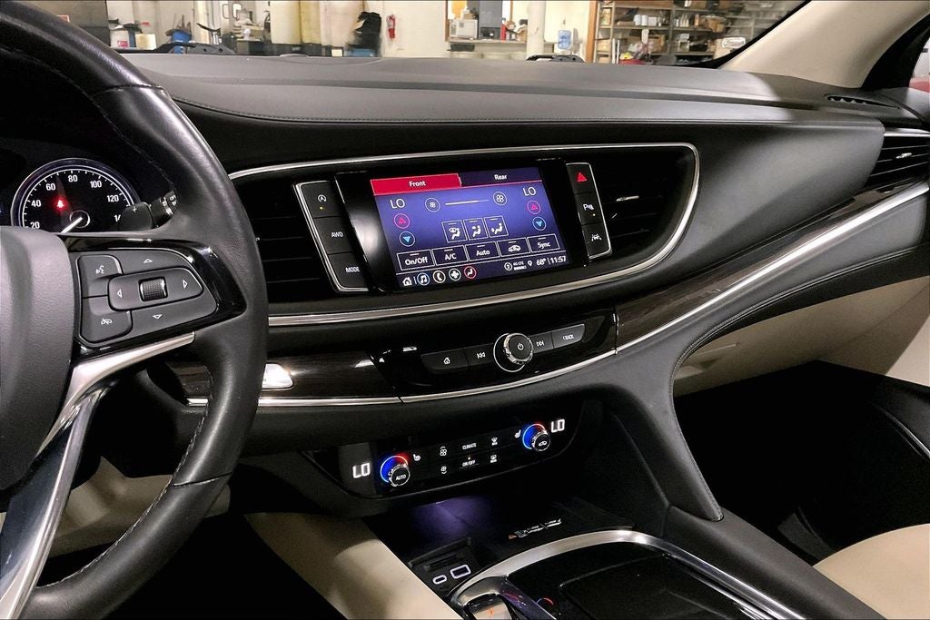 2024 Buick Enclave Essence