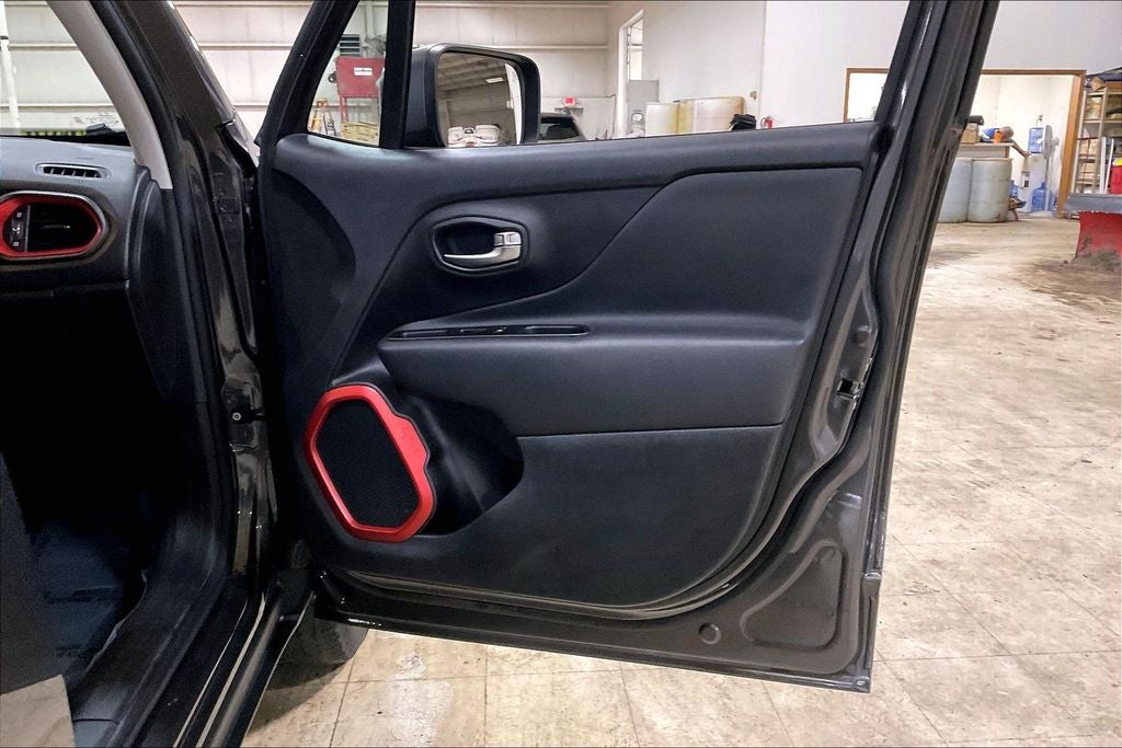 2021 Jeep Renegade Trailhawk